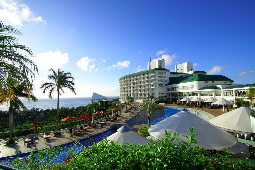 Okinawa Kariyushi Beach Resort Ocean Spa Onna Exterior foto