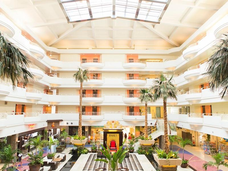 Okinawa Kariyushi Beach Resort Ocean Spa Onna Exterior foto